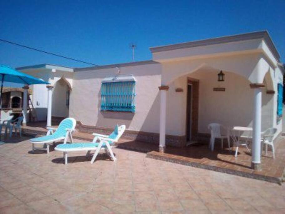 Сasa de vacaciones El Verano Azul Casa Con Piscina Chiclana de la Frontera
