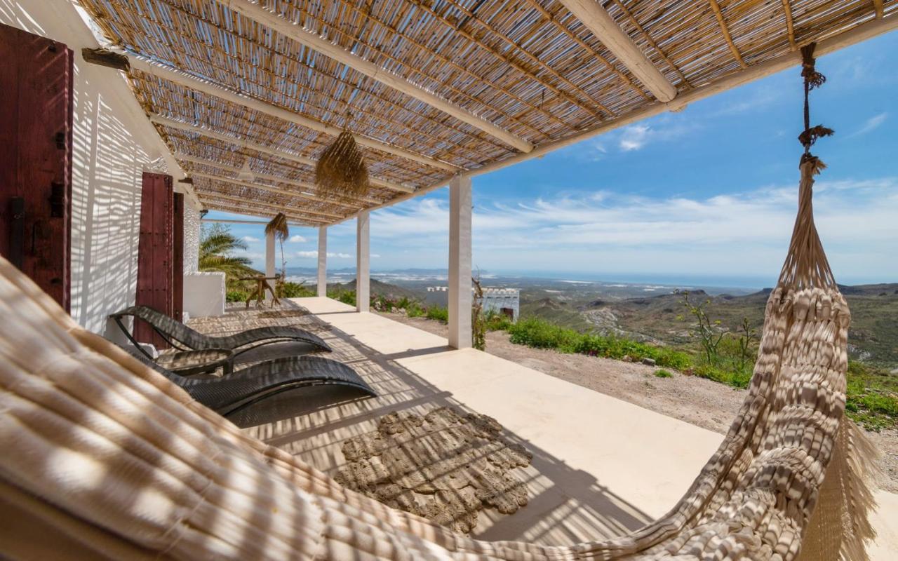 Cortijo El Albaricoque De La Sierra - De 75 Hectareas ! Nijar