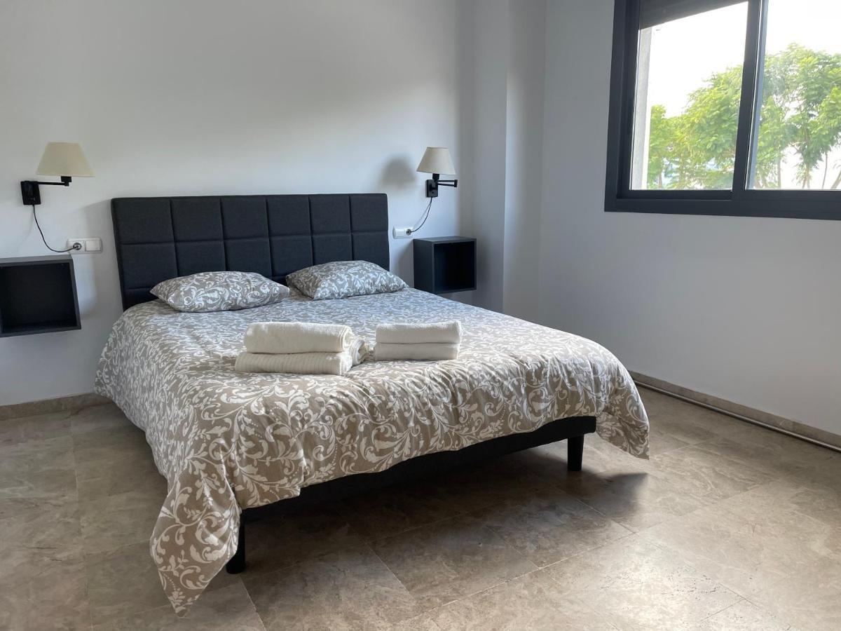 Stelarium-suite Con Bano Privado En Casa Compartida-uebica2 Habitación en casa particular Mairena del Aljarafe