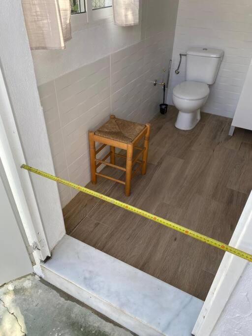 With Shared Pool. Apartamento