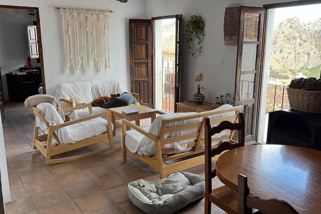Casa Rural Con Vistas Espectaculares * Montejaque