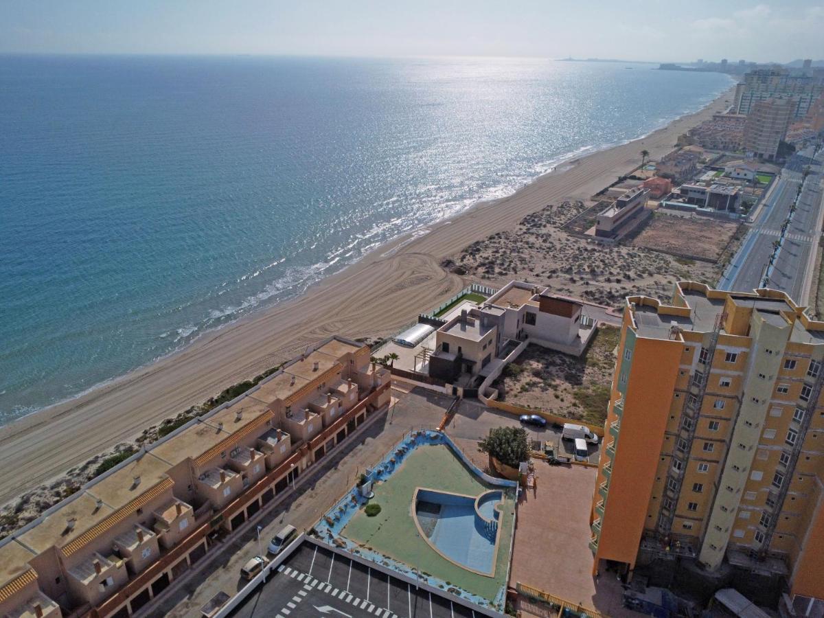 El Mirador De *