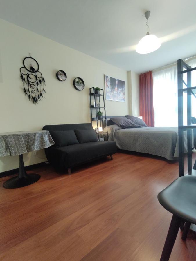 Apartment Madrid Office Tour Estudio *