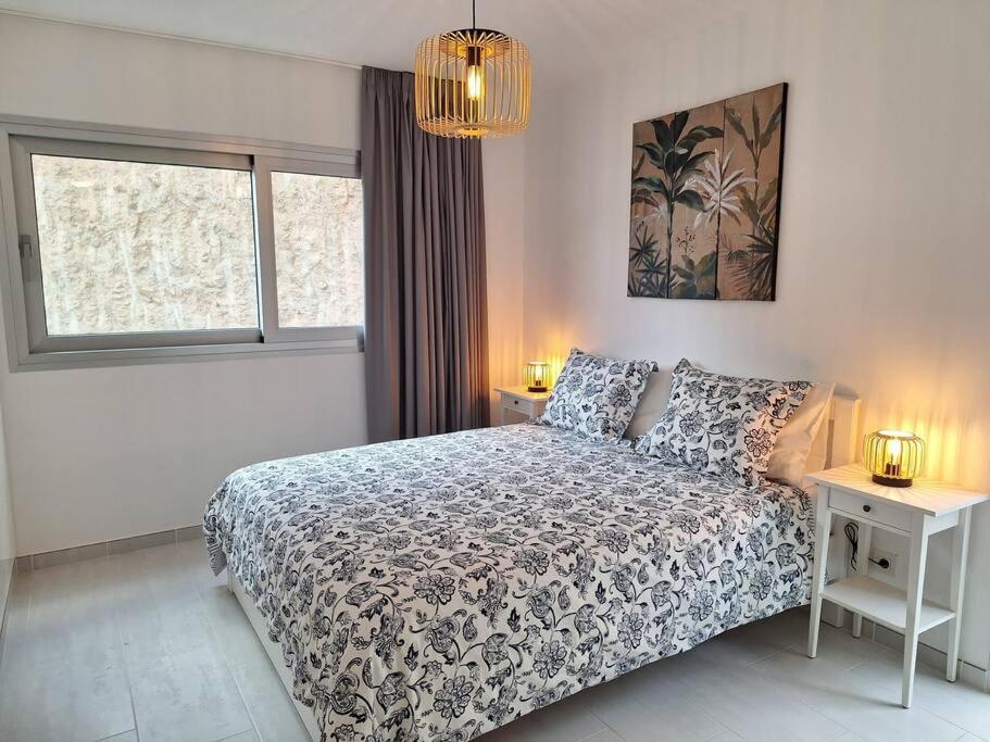 Malibu Mogan Secret Pool - Piscina Privada Y Climatizada - Exclusive Heated Pool * La Playa de Tauro