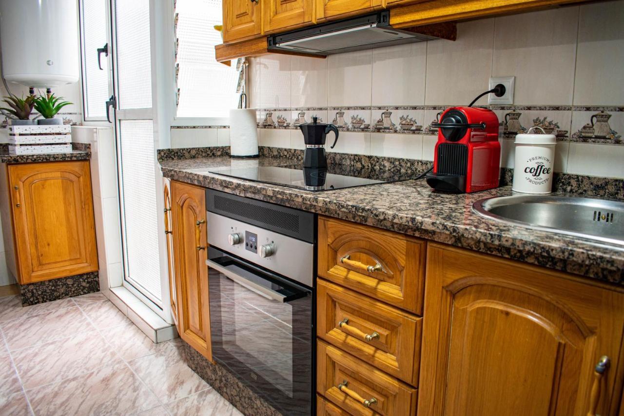 Entero, A Diez Minutos De La Juderia, Cochera Opcional Apartment