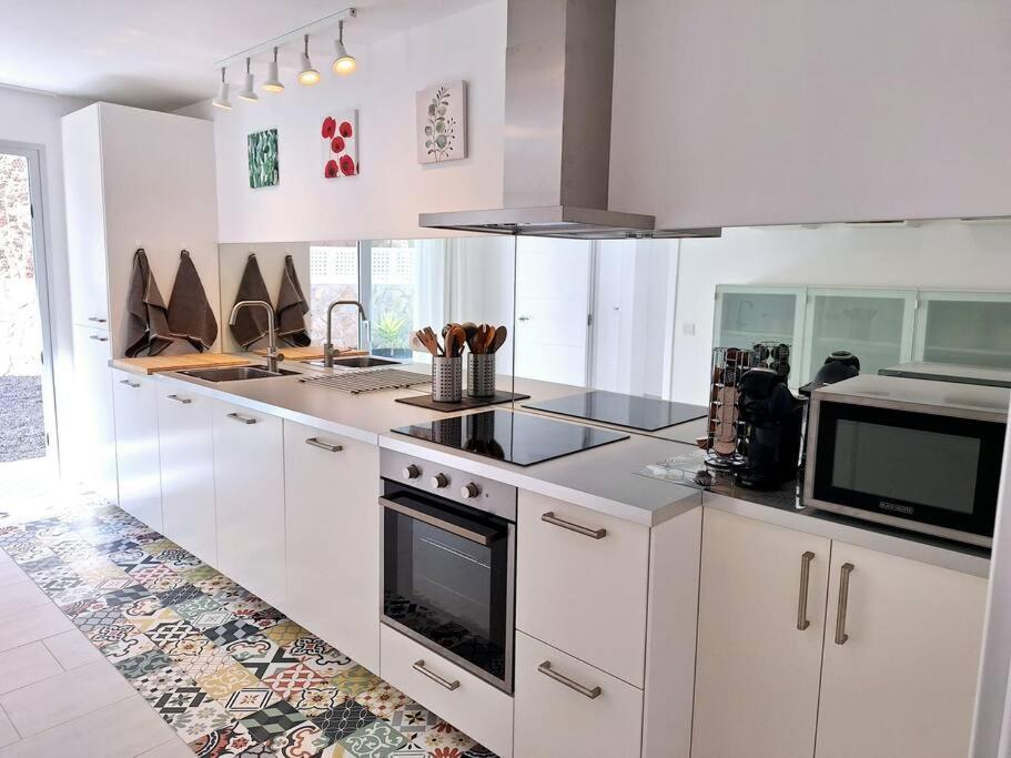 Villa Malibu Mogan Secret Pool - Piscina Privada Y Climatizada - Exclusive Heated Pool *