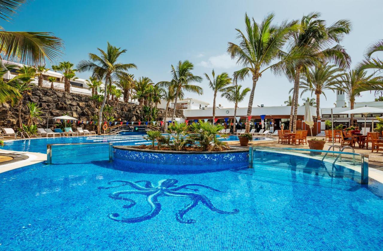 Red Volcano- Pool, Gym And Activities In Sport Center Fariones Included Holiday home *