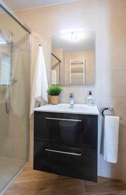 Coimbra Etxea Precioso Piso Recien Estrenado Apartamento *