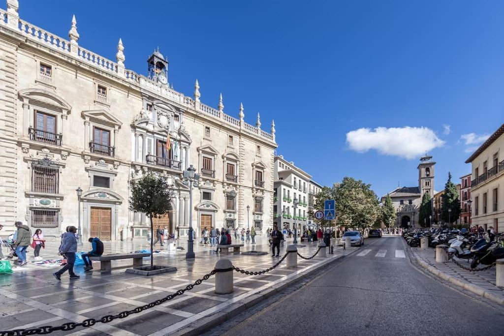 31enjoygranadacentro. Parking Opcional. *