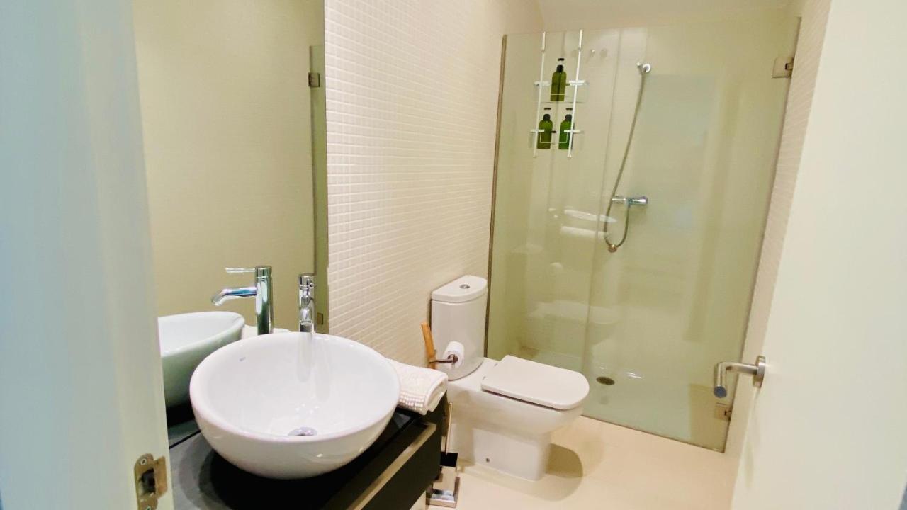Casasotopolo, Sotogrande, Sleeps 8, Private Rooftop Pool, Easy Free Parking * San Enrique de Guadiaro