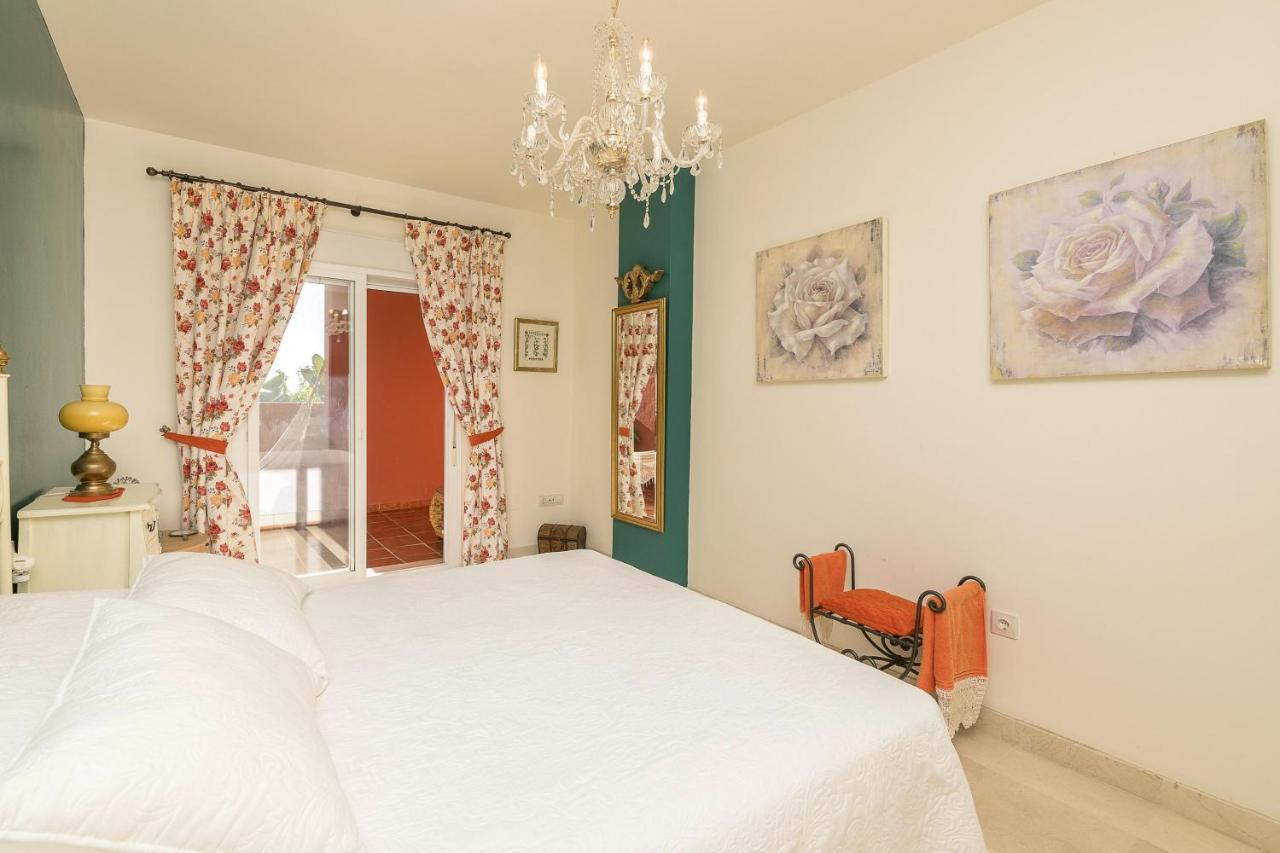 Spikes (adults Only) Guadiaro