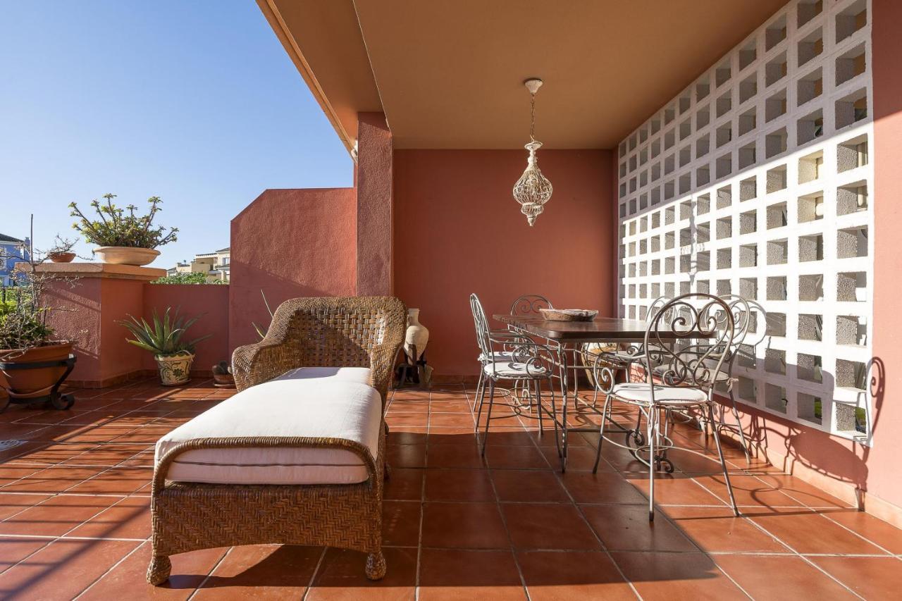 Spikes (adults Only) Guadiaro