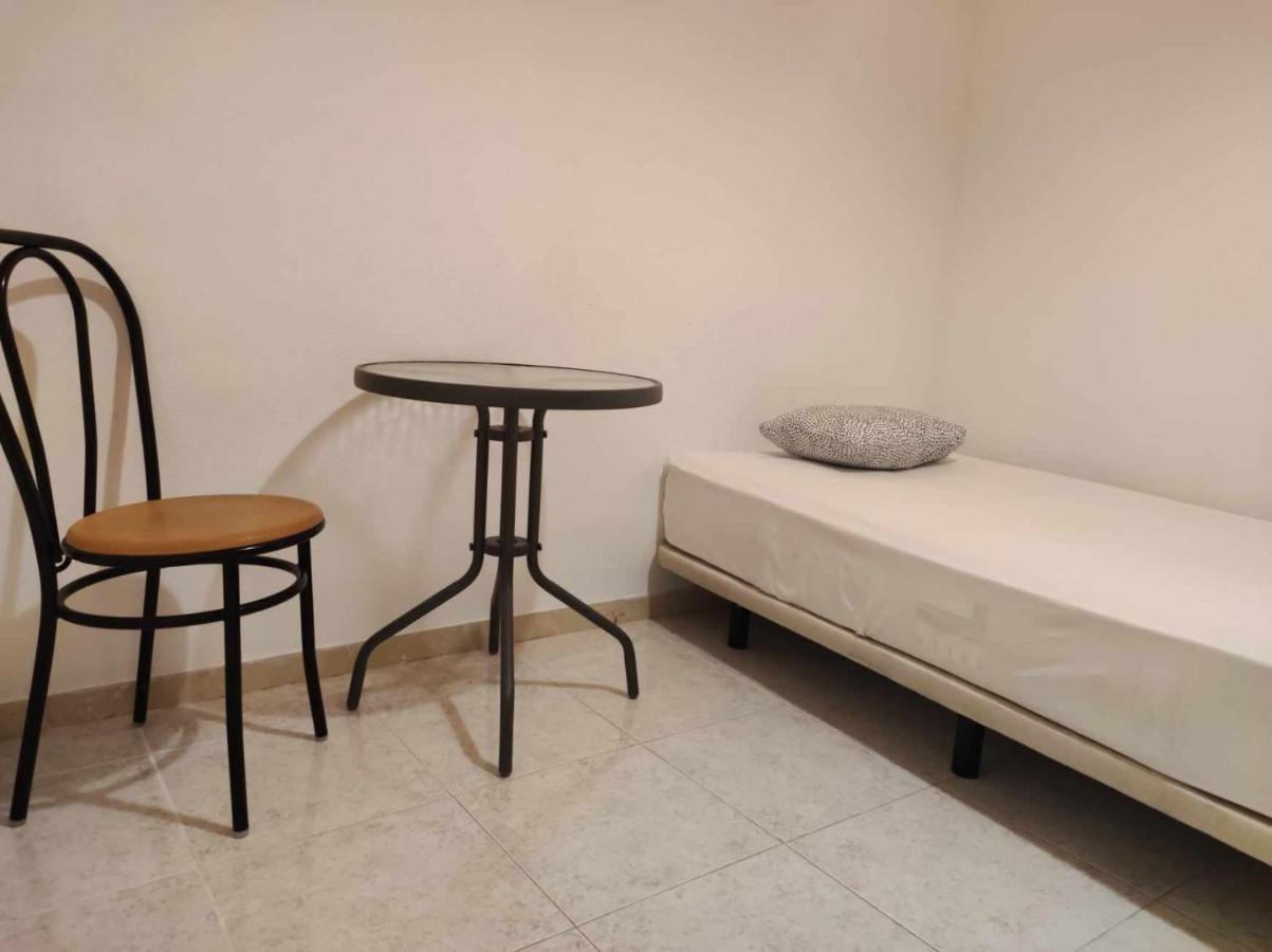 Homestay 2- La Habitacion Del Piso Centro Alicante