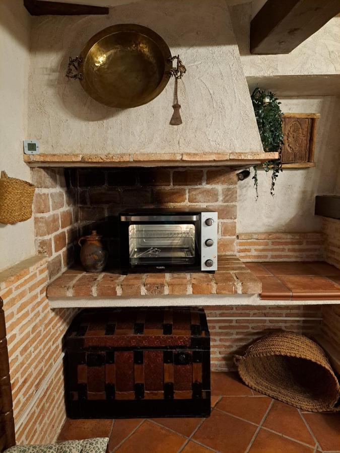 La Bodega, Ofrece Cata De Vino Gratis * Horche