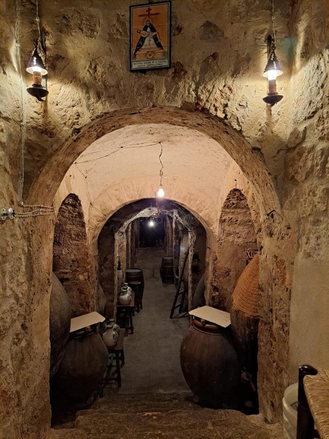 La Bodega, Ofrece Cata De Vino Gratis Horche