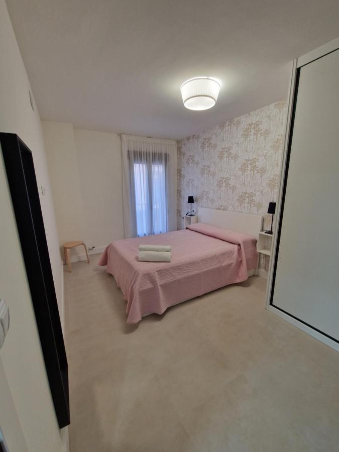 V27 * Baeza