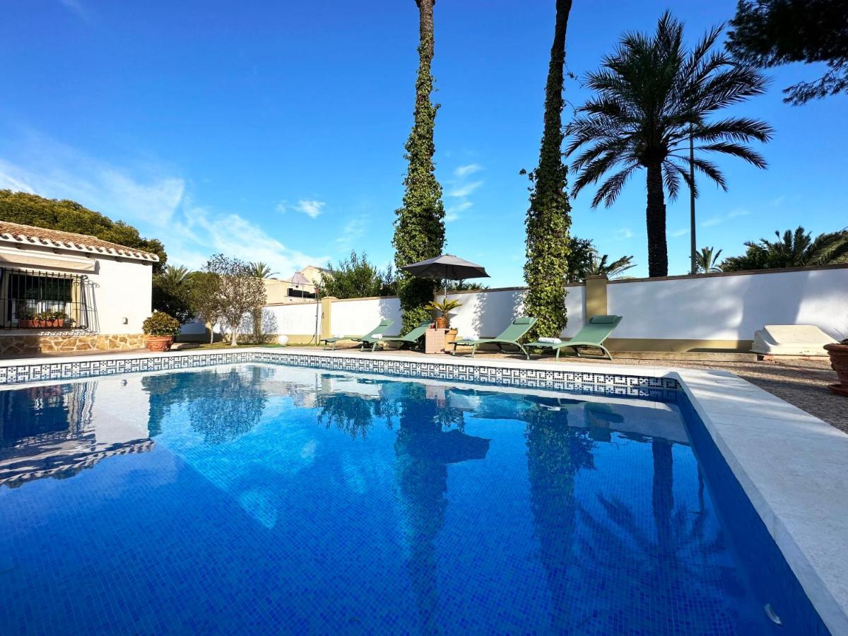 Villa Chalet Mediterranea A 75 Metros De La Playa. Oriola (Orihuela)