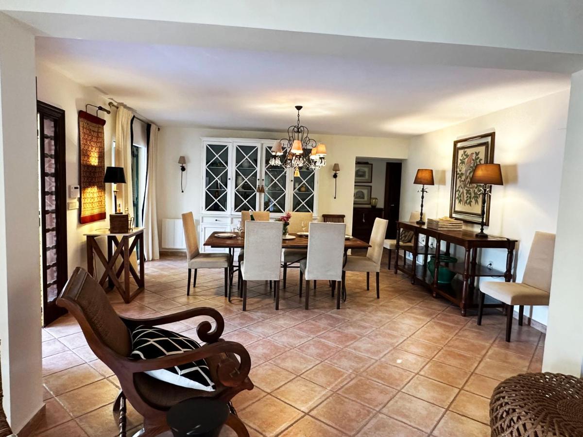 Villa Chalet Mediterranea A 75 Metros De La Playa. *