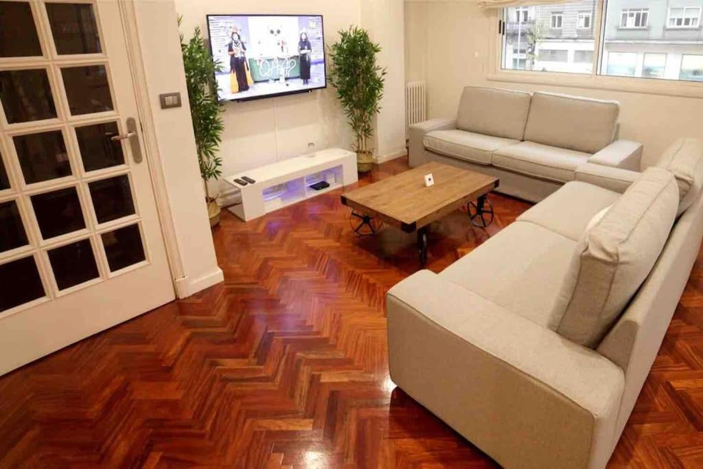 Piso Lujo En Gran Via Con Garaje Apartamento Vigo