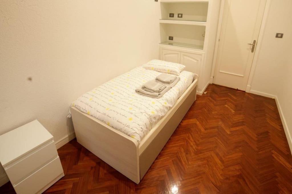 Apartamento Piso Lujo En Gran Via Con Garaje Vigo