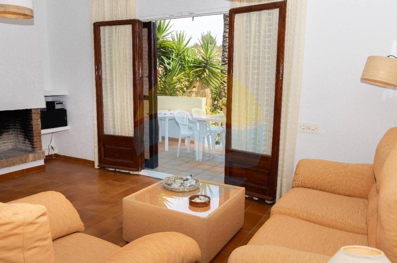 Frederic - Casa Adosada En L Ampolla Con Jardin Y Vistas Al Mar - Deltavacaciones *