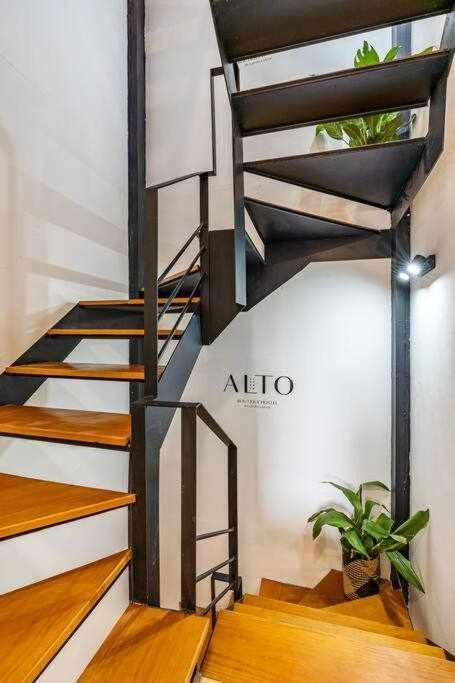 Сasa de vacaciones Alto House Edificio Completo *