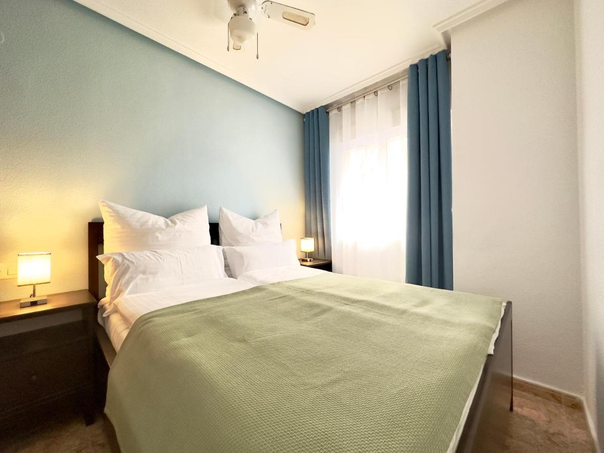 Apartamento Playa Del Cura, 2 Min Zum Strand, Zentral, Kostenlos Parken Torrevieja