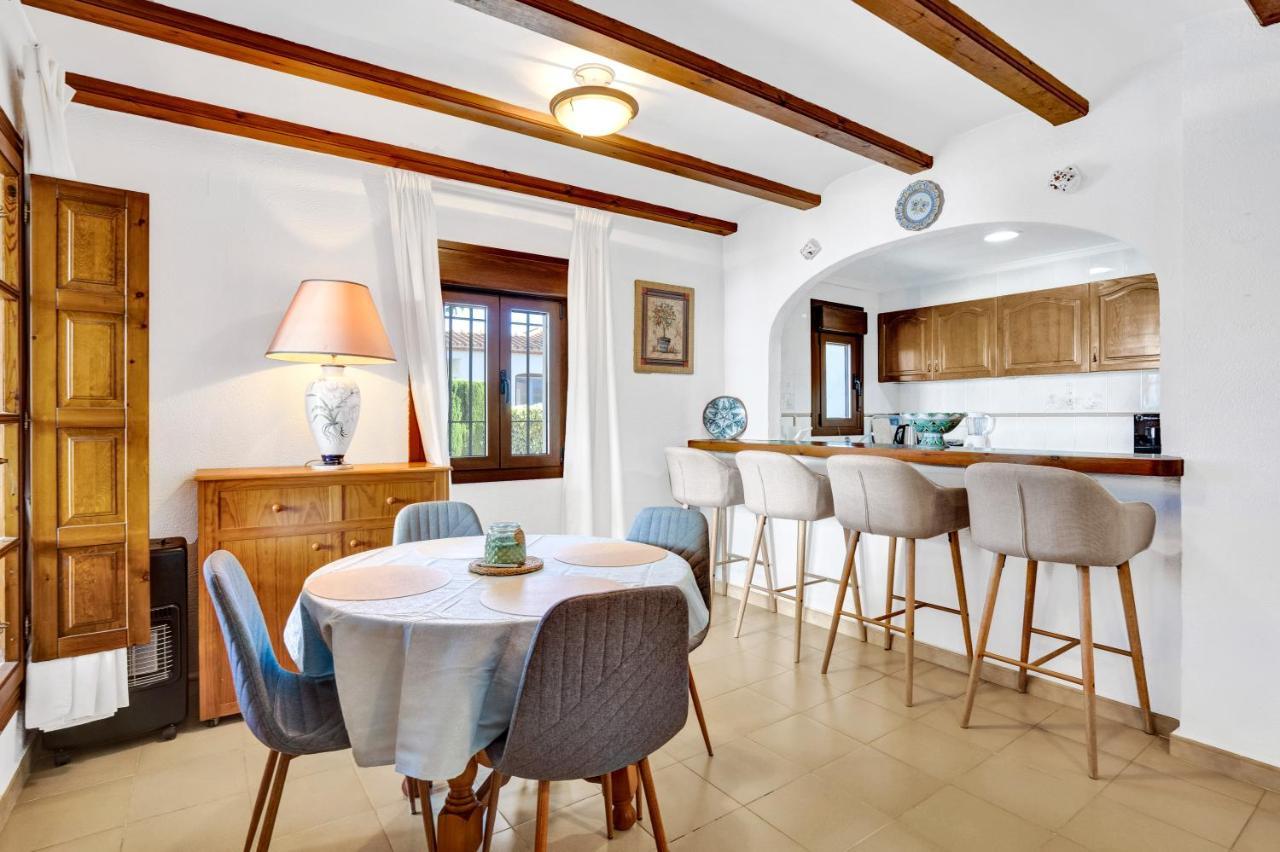 Сasa de vacaciones Ruhiges Eckreihenhaus Mit Pool In La Sella Zarzas One Denia Pedreguer