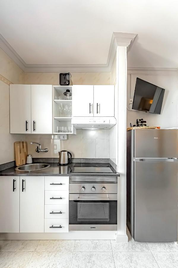 Apartamento Lovely Lavaggi Sea View *