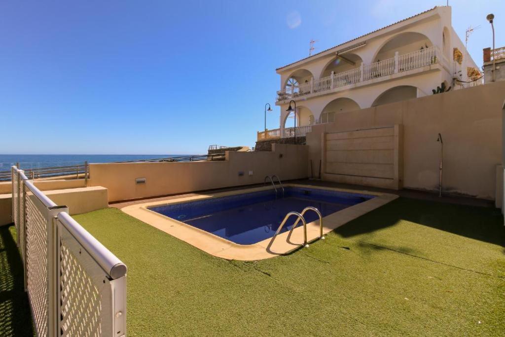 Apartamento Aticos Primera Linea Con Piscina By Rent Me