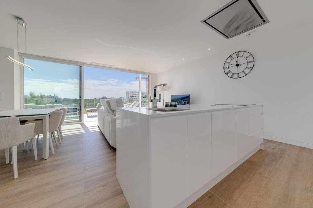 Lujoso Duplex En Colinas Golf & Country Club Apartment *