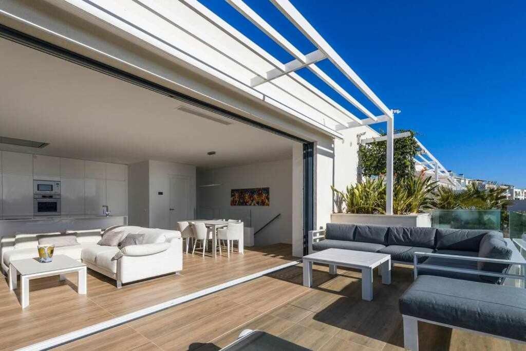 Lujoso Duplex En Colinas Golf & Country Club Apartment *
