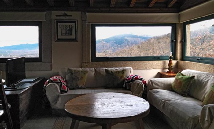 Rural El Herrero Vistas Espectaculares A Gredos Apartamento