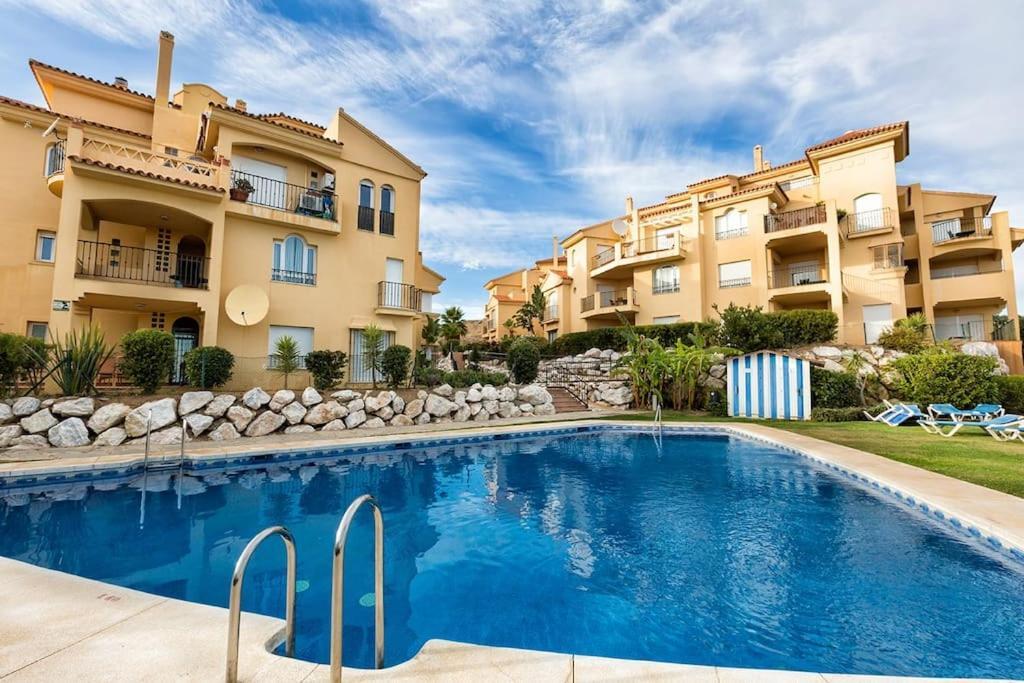 Apartment Ground Floor In Atalaya Mijas