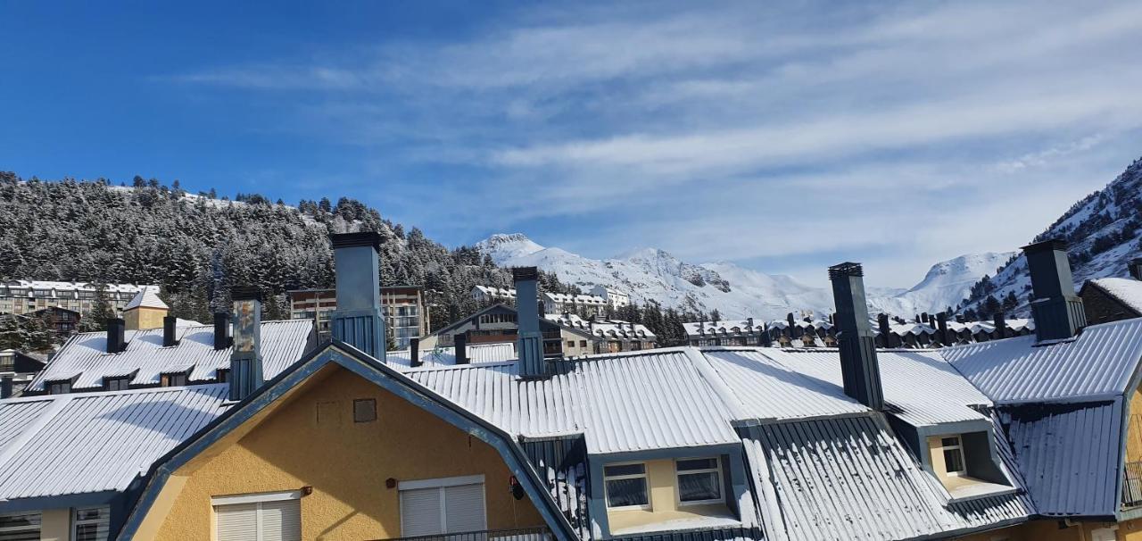 Duplex Rio Candanchu-astun Pie De Pista Apartment Candanchu