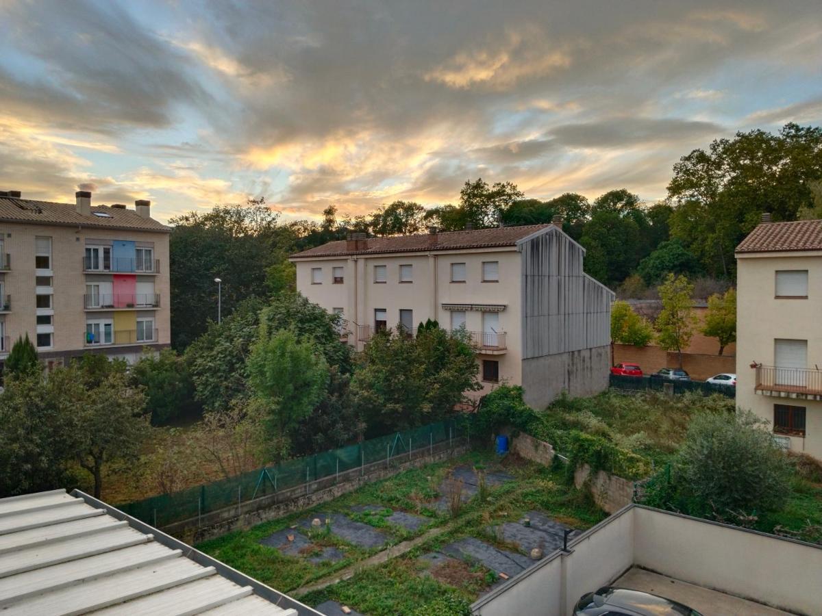 Apartamento En Una Zona Tranquila De Olot