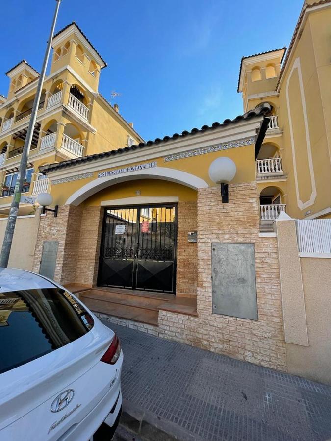 Casa Amarela Guesthouse, * Algorfa