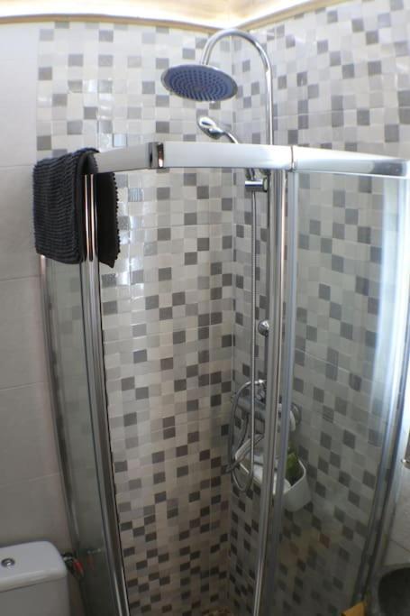 Comodo Piso Con Cocina, Salon Y Balcon Apartment Albacete