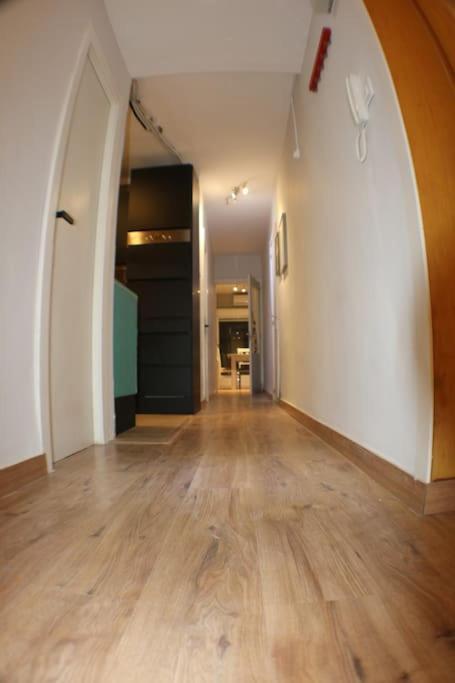 Comodo Piso Con Cocina, Salon Y Balcon Albacete