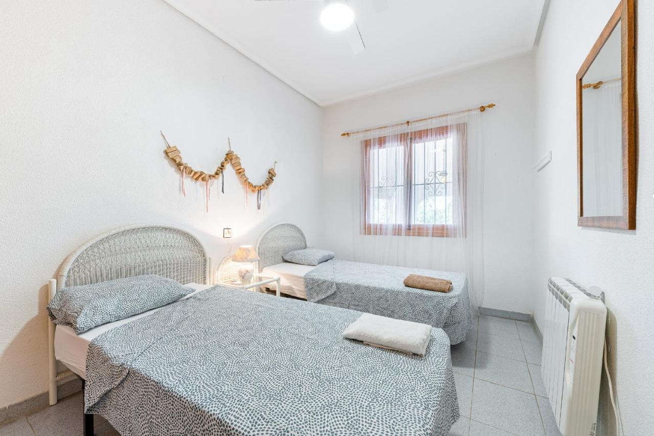 Mayor Zenia Apartment *