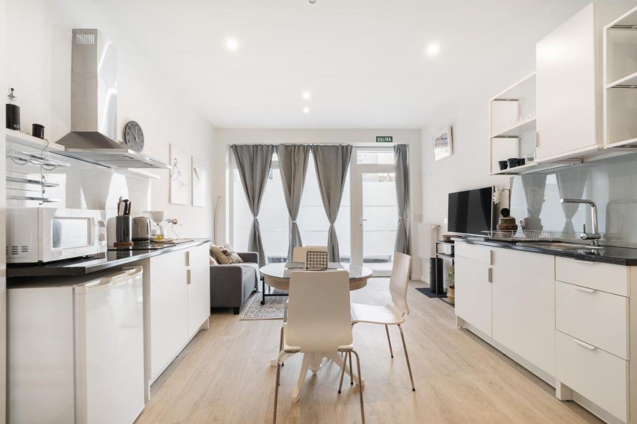 Dobohomes - Entrearroyos Apartamento Madrid