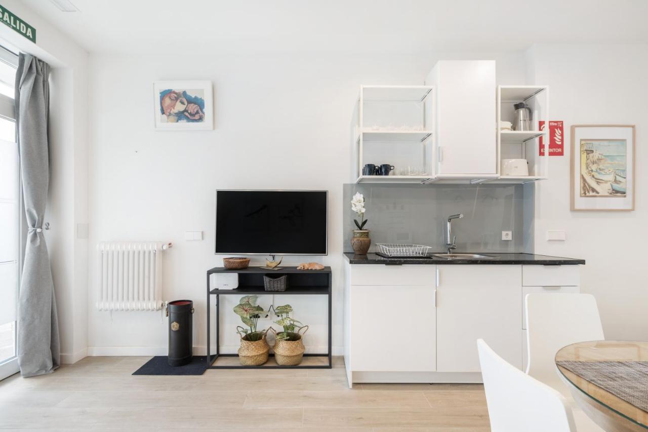 Dobohomes - Entrearroyos Apartamento Madrid