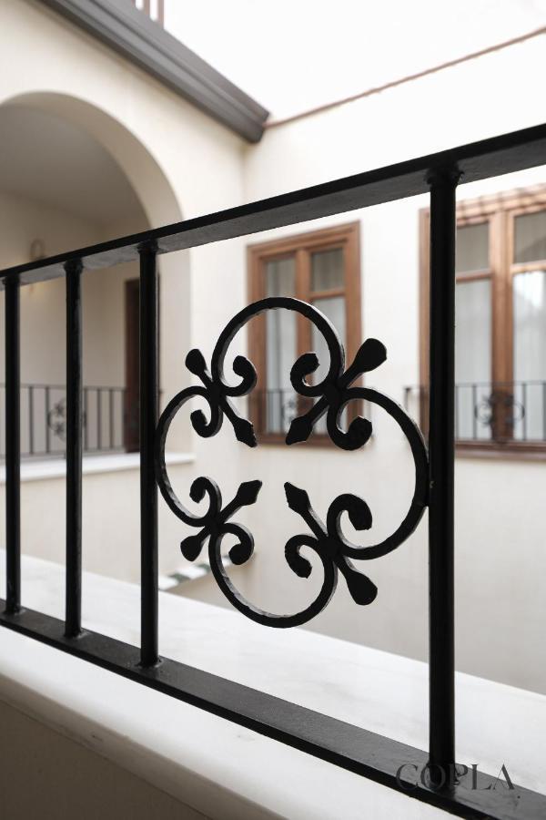 Luxury, Art And Deco Apt Para 4pax Cerca De Plaza De Espana Apartment *