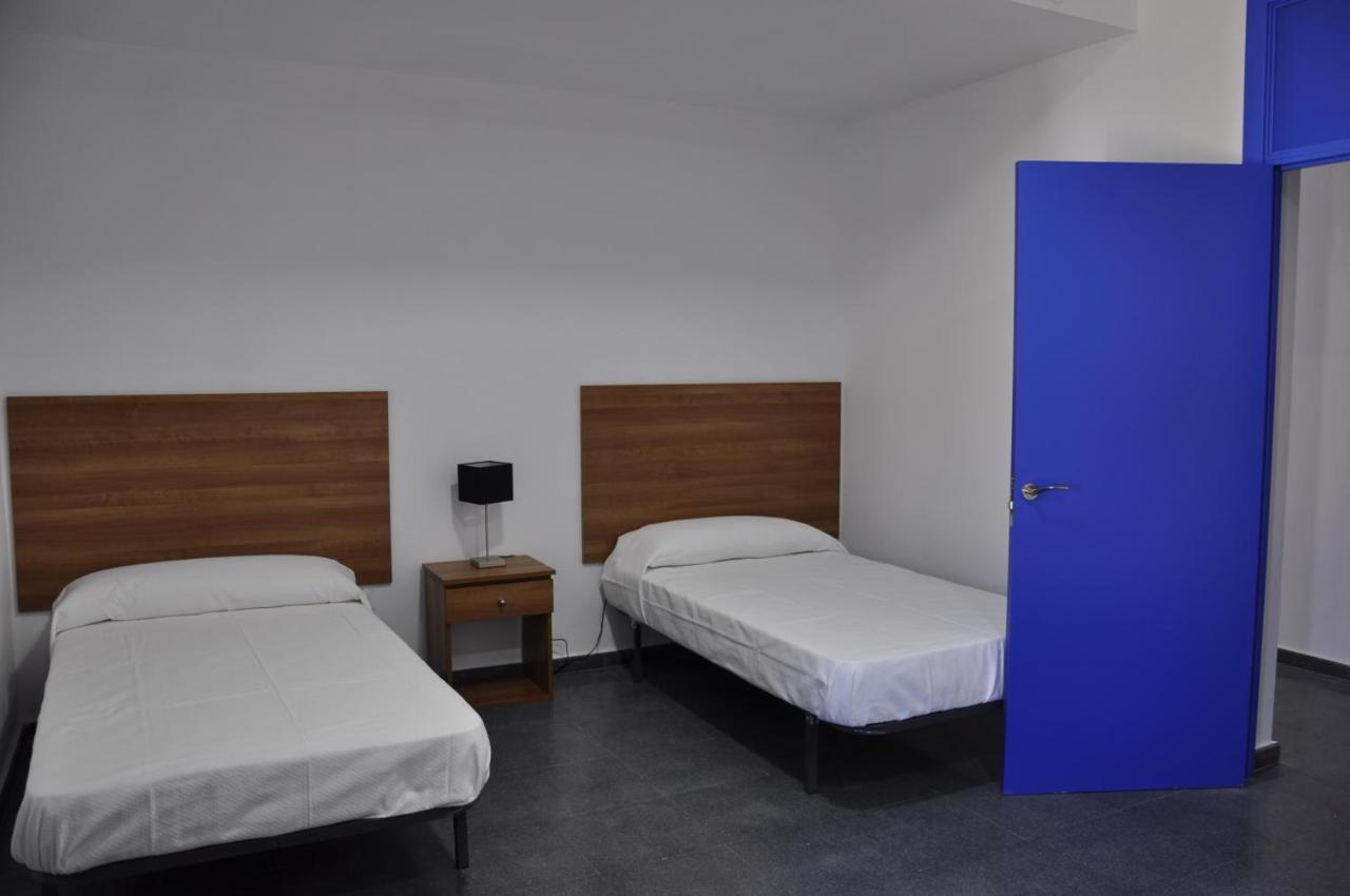 Cruceros Alqueva Hostal Cheles