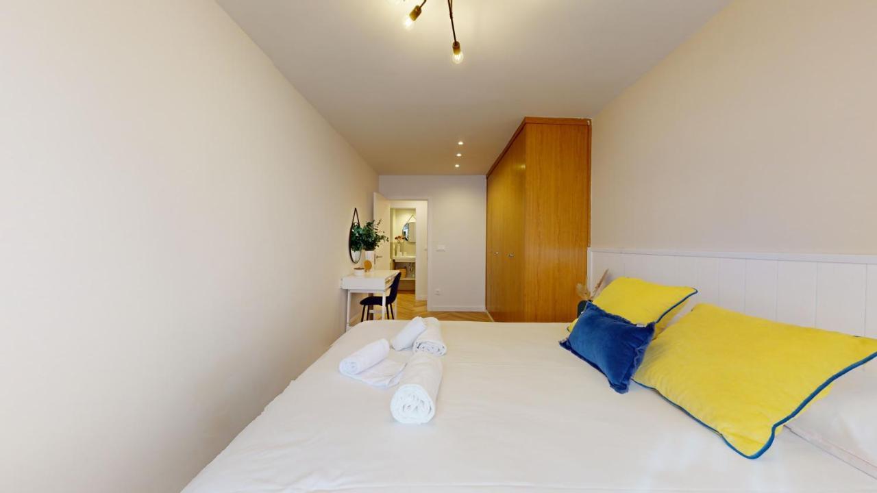 Stylish In With Ac And Balcony Apartamento *