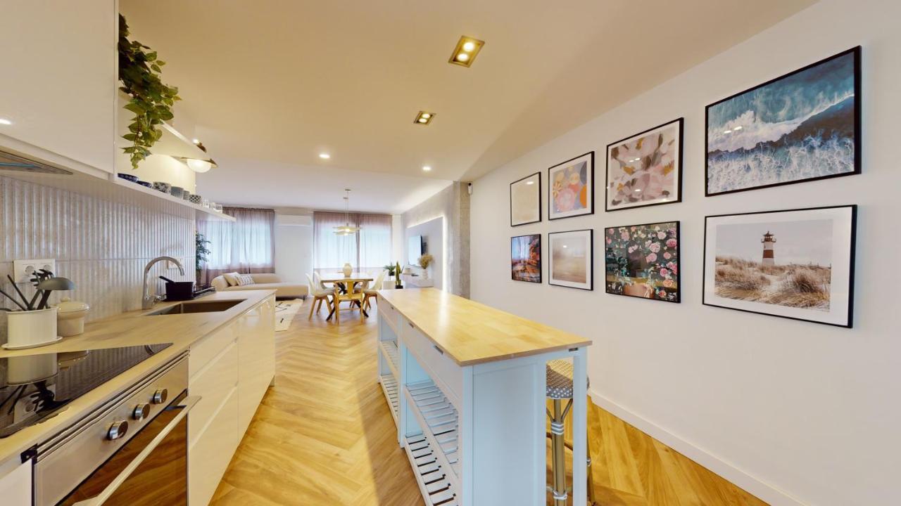 Stylish In With Ac And Balcony Apartamento *
