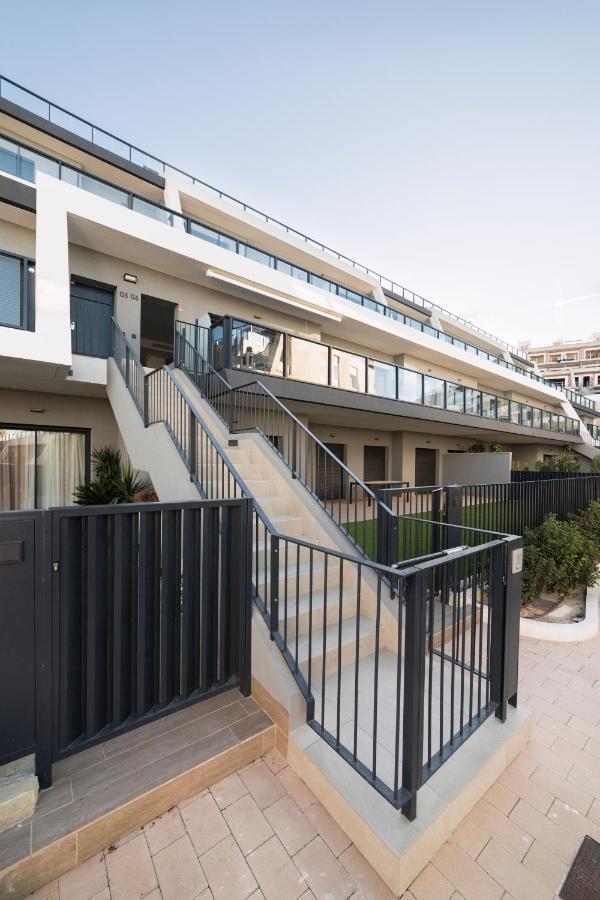Apartment In With Sea View, Ac, Pool *