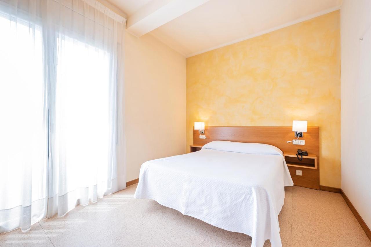 Hotel La Perla 2*