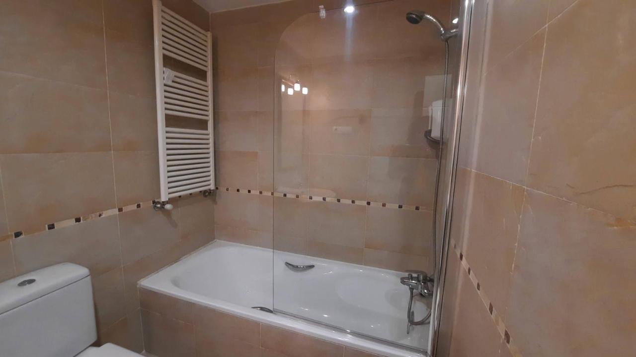 Duplex Terraza Golf 3 2 Banos Сasa de vacaciones Sabiñánigo