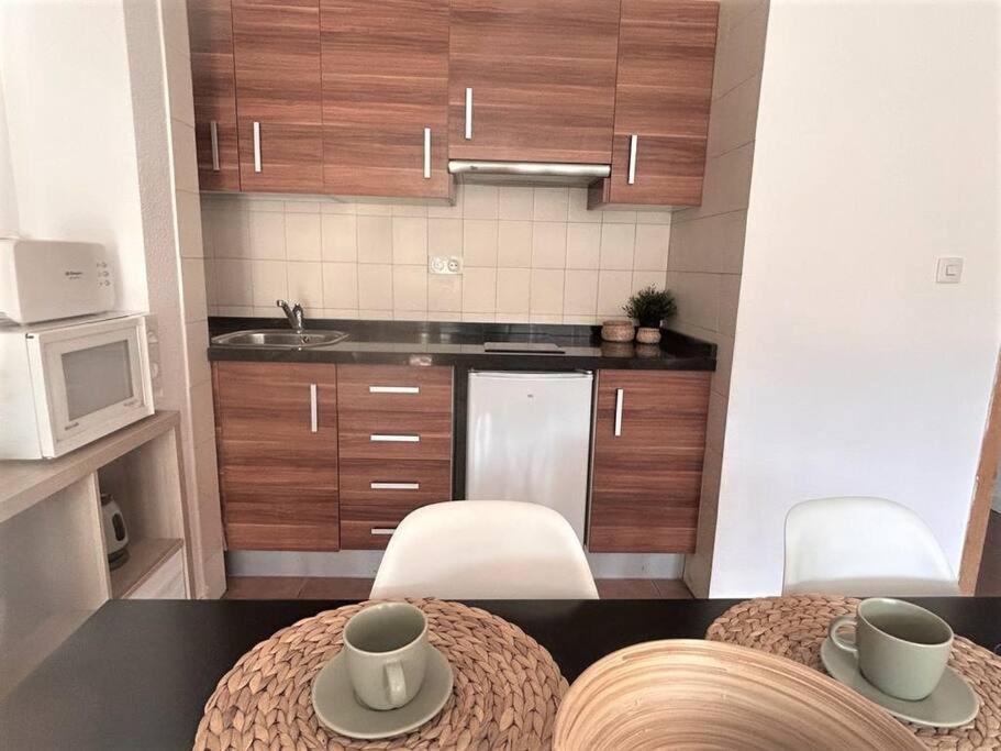 Little Rest Montblanc 6 Pax Personas Wifi Garaje Plaza Pradollano Apartment *